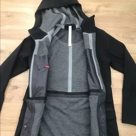 Lululemon Rain or Shine Convertible Long Short Jacket Rare EUC - Picture 3 of 12